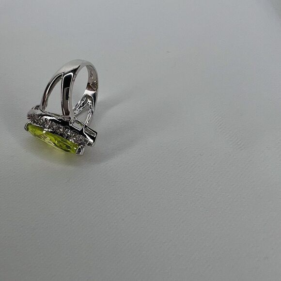 Vintage Ring Sz 7 Beautiful Green Clear Crystal CZ Oval Eye Silver Plate 1454 - Picture 7 of 16